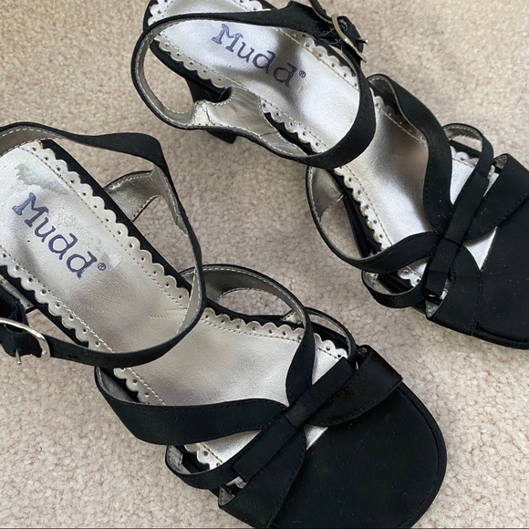 Y2k heels by Mudd - Picture 2 of 4